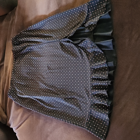 Ann Taylor Dresses & Skirts - Ann Taylor Loft, Skirt,  Petite MP Black w pink polka-dot